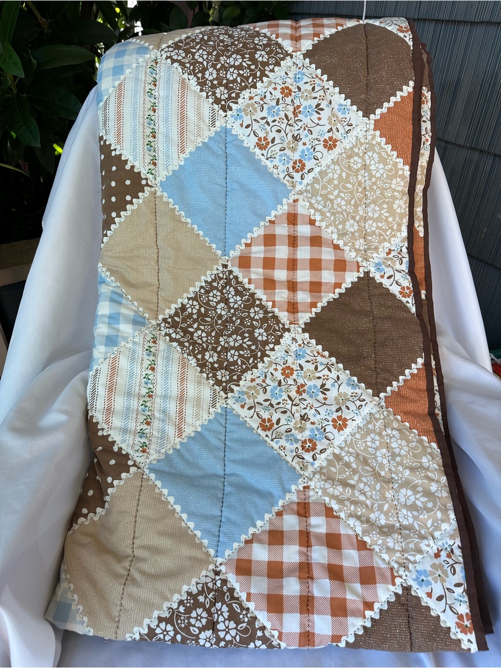 Vintage 1976, Sears ‘Country Calico’ Patchwork Reversible Comforter 8 ft x 6’8”